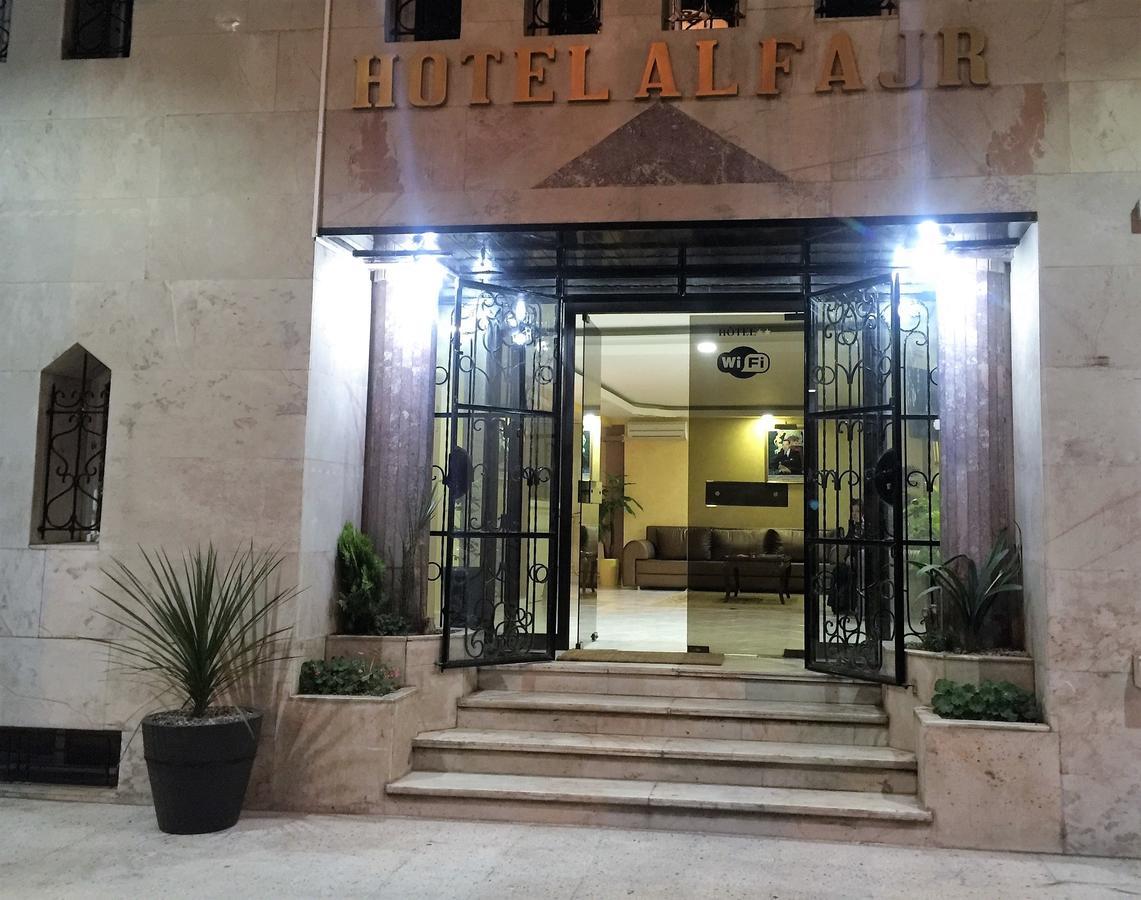 Fajr Hotel Уджда Екстериор снимка