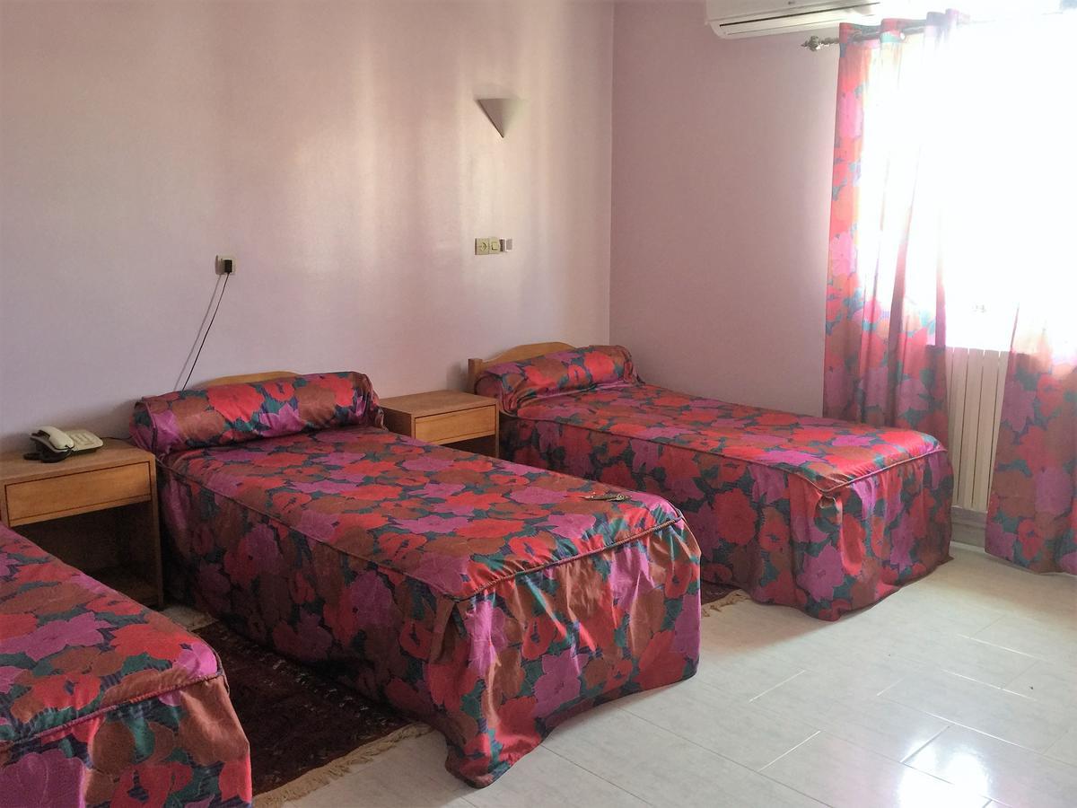 Fajr Hotel Уджда Екстериор снимка