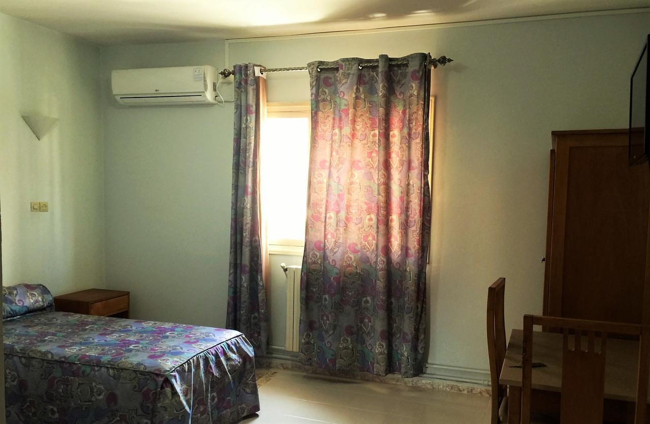 Fajr Hotel Уджда Екстериор снимка